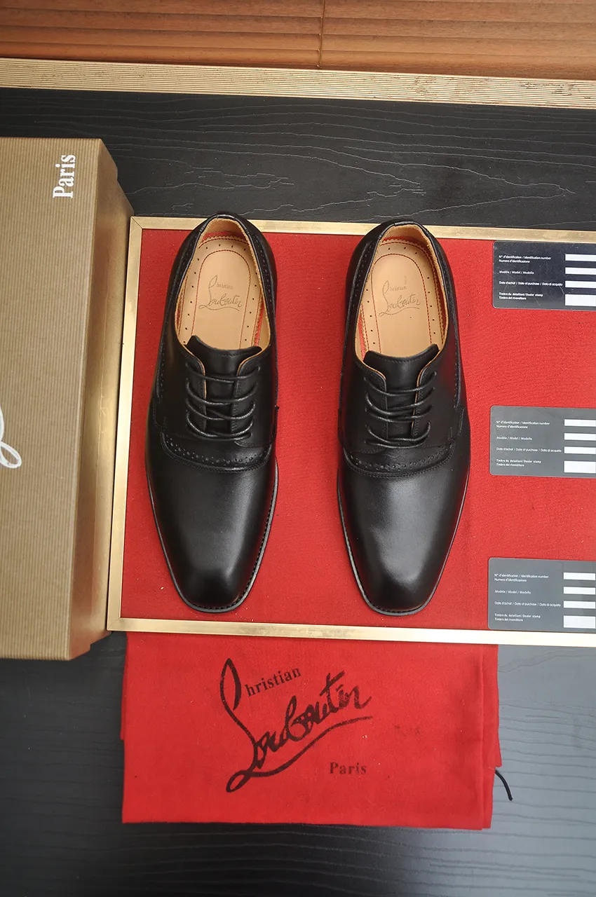 Men's shoes 💰620💶 [Chrstian Loubotin] Red-soled shoes 💋Original mold opening, the highest version on the market, purely handmade ➕Imported cowhide uppers, first-layer water-dyed cowhide lining! Original EU high-gloss outsole. 38 to 45 (45 customized)